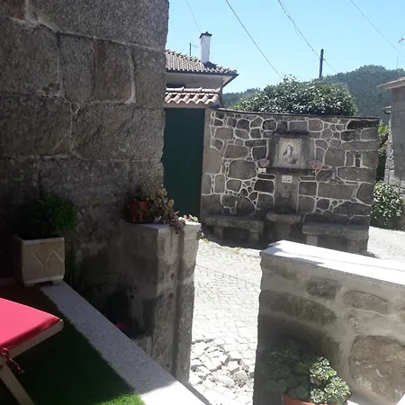 Cantinho Da Fonte * Calvos (Viseu)